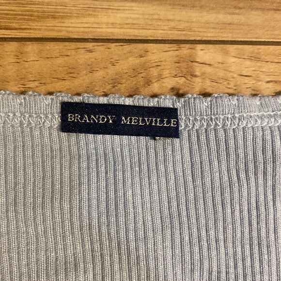 Brandy Melville button up top - Picture 3 of 3